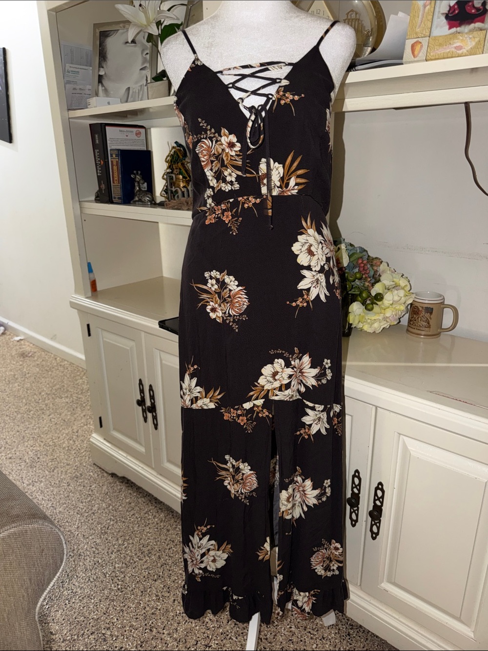 Black Floral Lace-Up Maxi Dress with Spaghetti Straps
